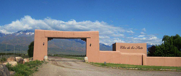 Entrance to Clos de los Siete